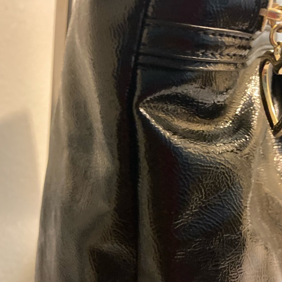 Coach Poppy Daisy Black Patent Leather Shoulder Bag - Picture 7 of 13